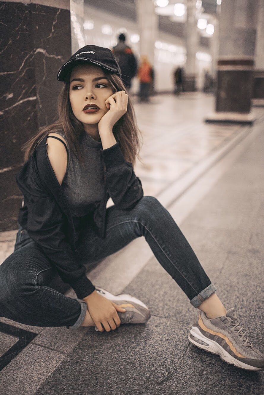 Sassy girls in Shiraz