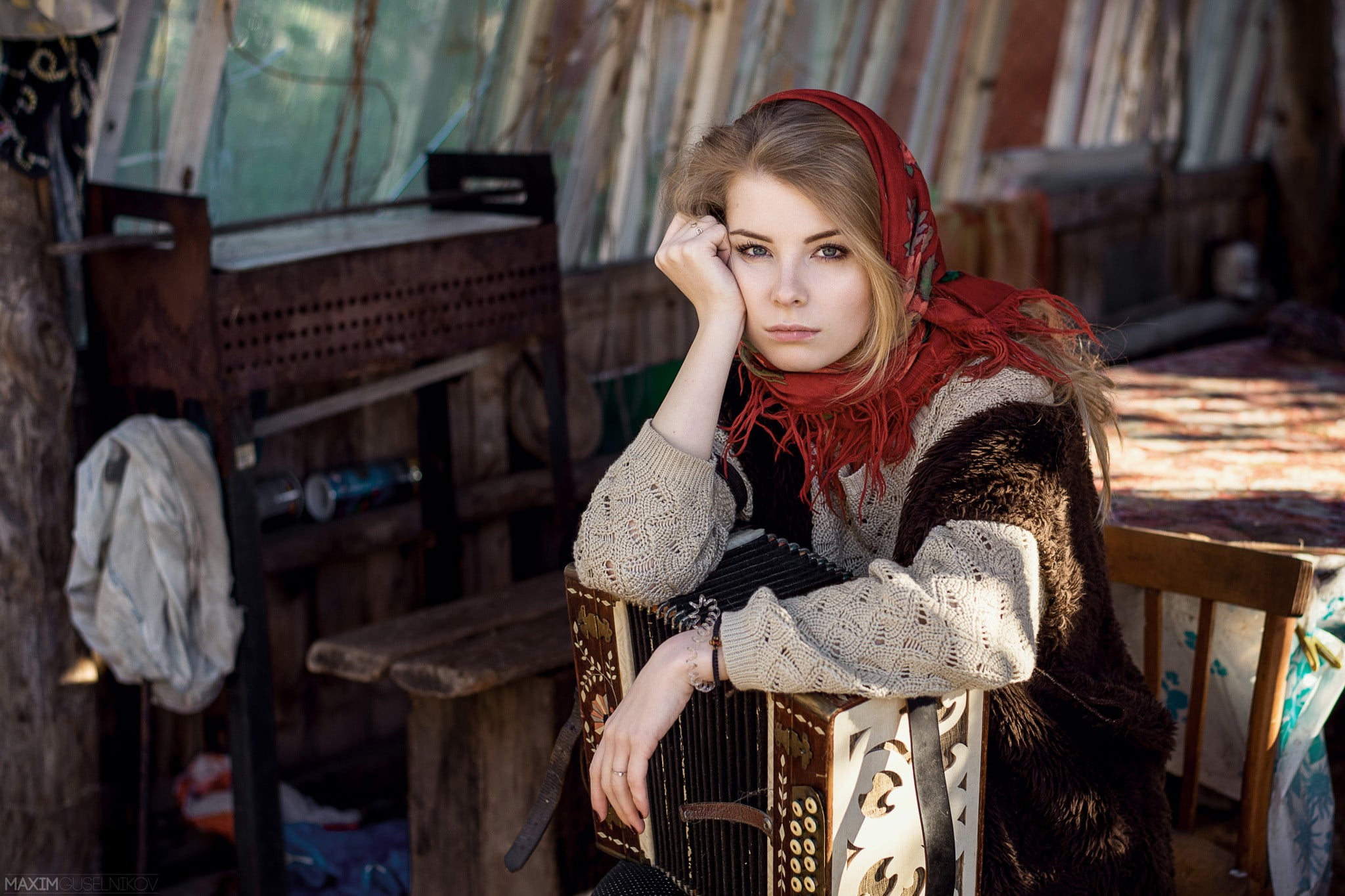Slavic women in Shiraz