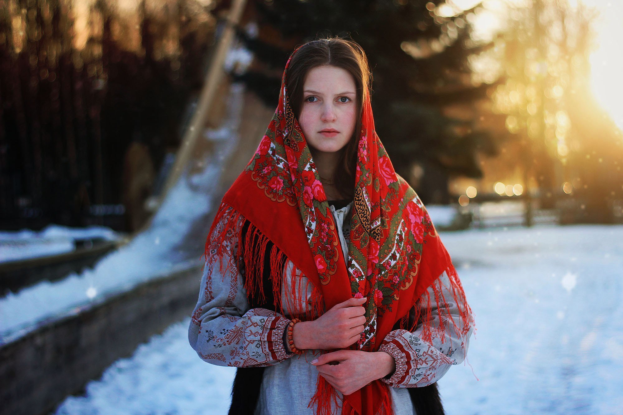 Girls in Slavic costumes in Shiraz